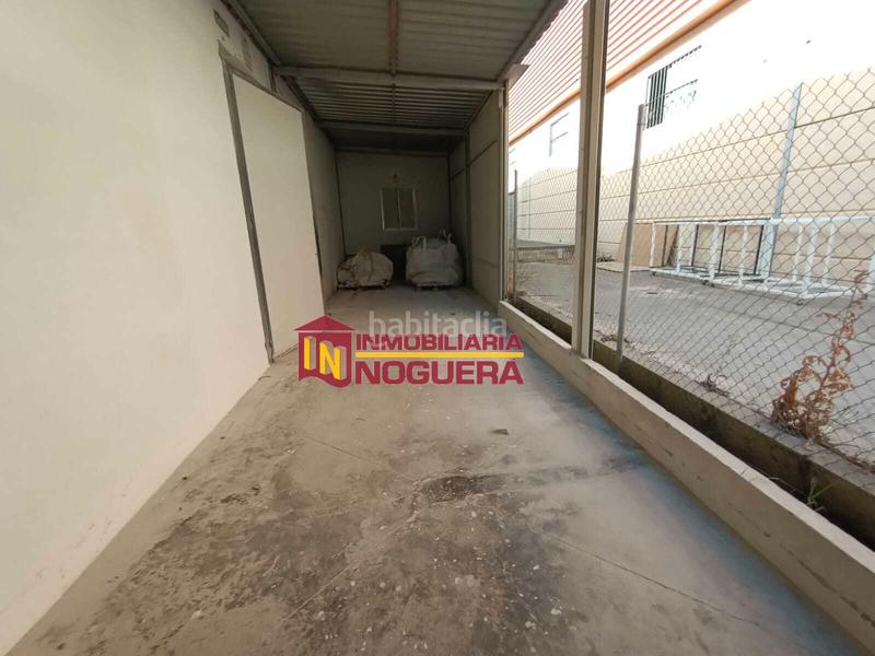 Foto 637c1da0-65a4-440d-b873-c09f17a78bee. Industrial building in Écija