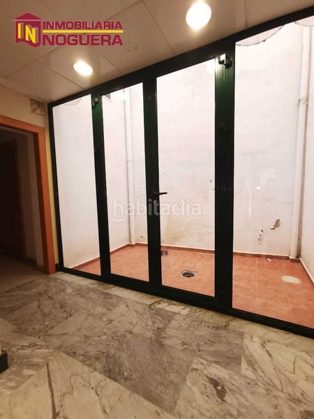 Foto f3d0070a-59cf-41db-928f-e3bcb907ee52. Alquiler edificio en avenida miguel de cervantes 37 edificio en avd. miguel de cervantes ecija en Écija