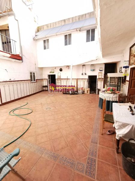 Foto 29521f3b-be74-41b2-be03-92b644aa02d4. Casa ??casa para reformar zona centro de ecija, sevilla)?? en Écija