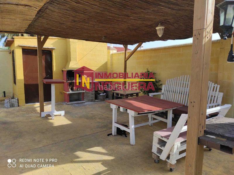 Foto d444b0bb-f38c-4367-860d-a3a0964c8581. Xalet amb piscina a Fuente Palmera