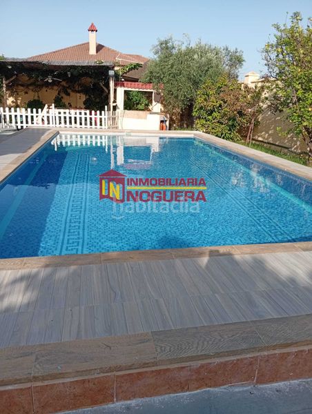 Foto f8ef614c-17bf-49f5-b297-9c74559ed505. Xalet amb piscina a Fuente Palmera