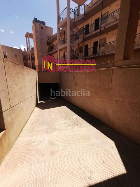 Foto 4056a436-8e64-4708-8953-4c4fe0af596b. Pis amb aparcament a Écija