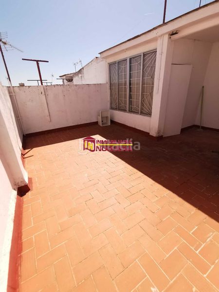 Foto d19cc179-16d7-4a40-be7a-30a0ffa62ca3. Duplex in Écija
