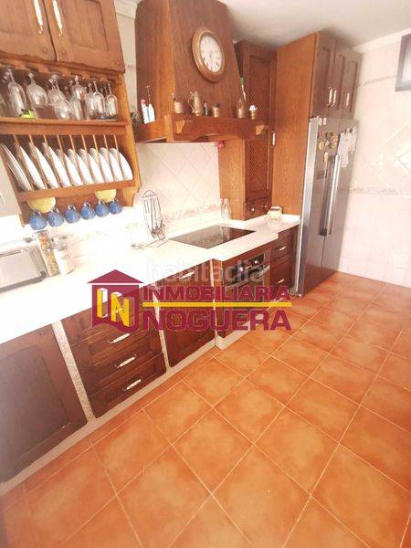 Foto 9a02d9ae-056b-421e-bf9a-00c645732366. Casa a Écija