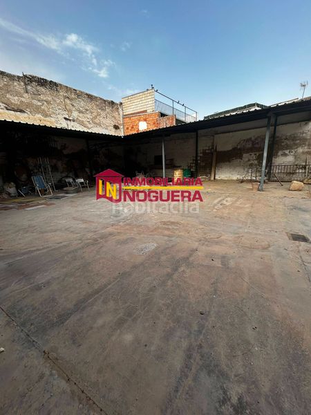 Foto 1eef19fb-a1fa-4f0d-a6ef-cbc5c1128985. Nau industrial a Écija
