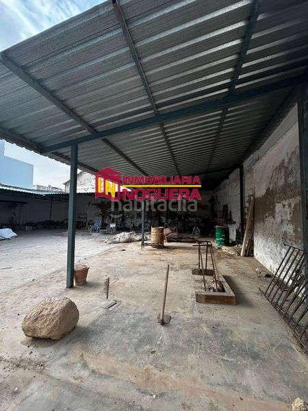 Foto e694c41b-f7e6-4c58-b344-29f8a62581fd. Nau industrial a Écija
