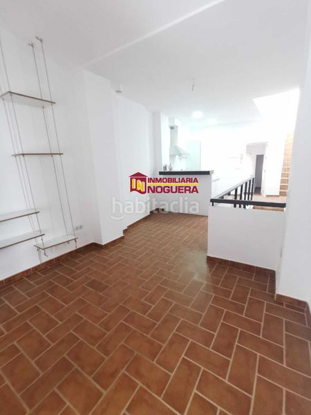 Foto 5f269401-5933-4e27-bc4a-eeb6f610daa4. Edificio ?? edificio en venta- local + vivienda con solarium. ?? en Écija