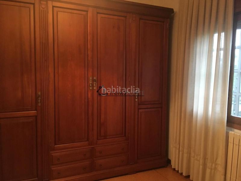 Foto 29b0d438-283d-491f-ae9e-9a7509f408e2. Casa in Zona Fernández Labreda Pontevedra