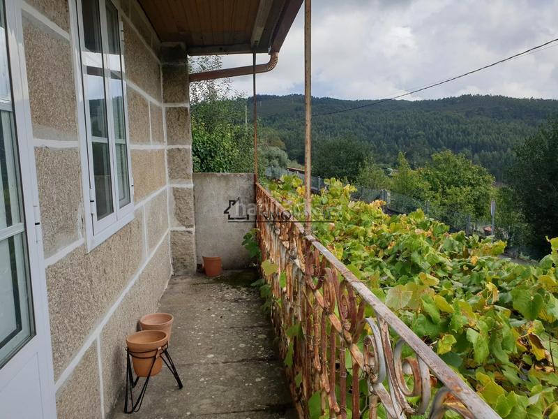 Foto c316221a-a289-4832-ab3a-1d412a6fd637. Casa conjunto de casas para restaurar en san isidro se vende conjunto de casas para rehabilitar en un entorno natural privilegiado, ide en Campo Lameiro