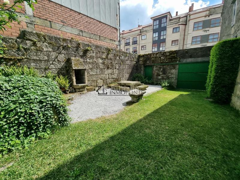 Foto 0bc21690-2a8b-4eff-b336-65faa20f59e1. Casa  de piedra para reformar en san salvador se vende casa de piedra construida en 1900, ideal para reformar y convertir e en Poio