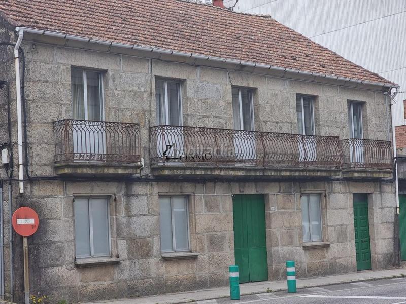 Foto b819e3f8-ba45-493b-82e9-19f7546acbe5. Casa  de piedra para reformar en san salvador se vende casa de piedra construida en 1900, ideal para reformar y convertir e en Poio