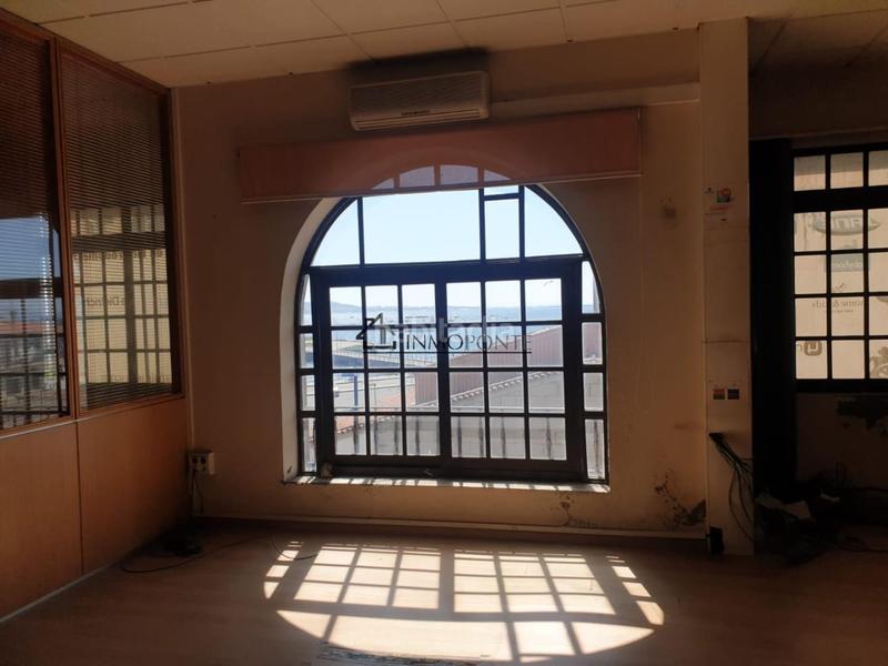 Foto 5ee17fa6-15b2-4772-8473-404581176bbd. Edificio in Cambados