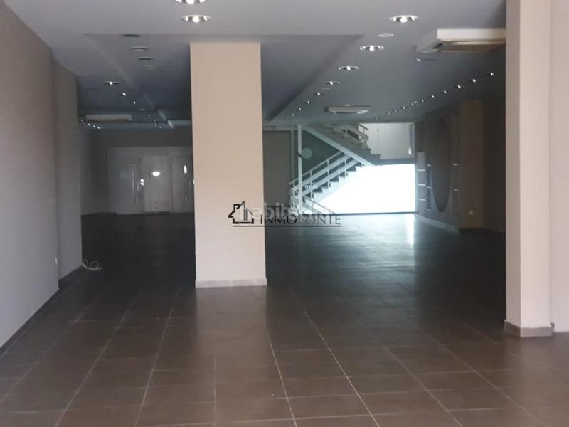 Foto 9a730db2-39b4-4e55-b5c0-6e366f7f0710. Edificio in Cambados