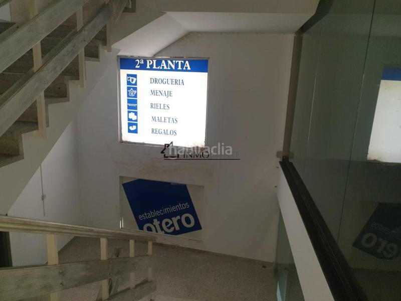 Foto e5b28fb8-2fb0-4748-96c5-479d0cc4c07a. Edificio in Cambados