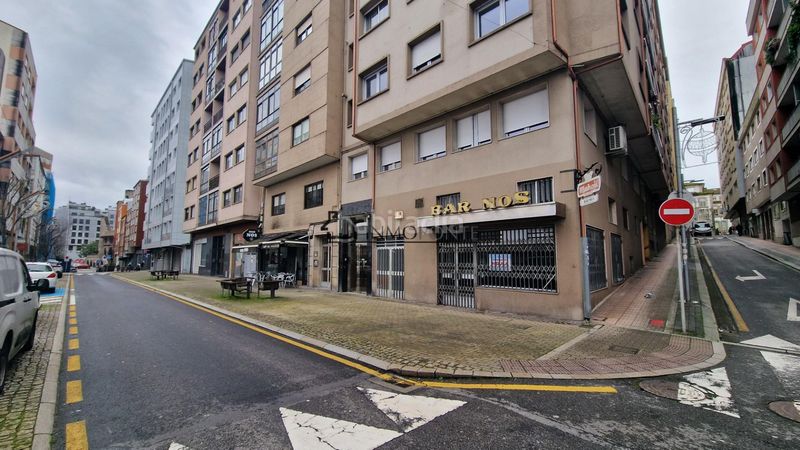 Foto 3def4cec-b33b-489e-8cfd-e349ab29b1ab. Alquiler local comercial alquiler de bajo comercial en el centro . se alquila bajo comercial en una ubicación inmejorable, en calle san antoni en Pontevedra