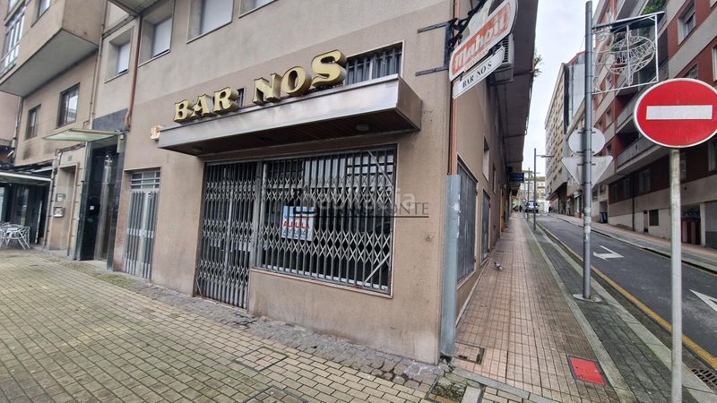 Foto 55fbc1a2-d1cd-4329-8ad2-02bfa2d84943. Alquiler local comercial alquiler de bajo comercial en el centro . se alquila bajo comercial en una ubicación inmejorable, en calle san antoni en Pontevedra