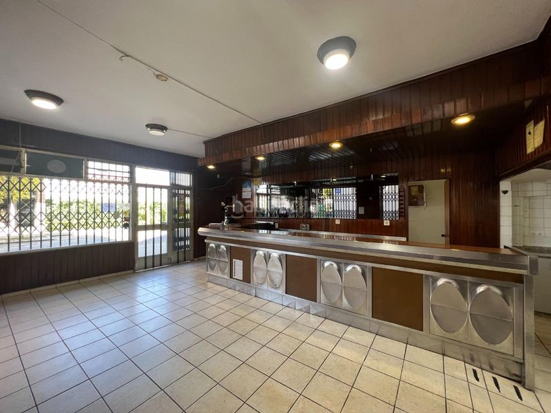 Foto bc5377bb-57c2-425a-8782-99a7673efea3. Alquiler local comercial alquiler de bajo comercial en el centro . se alquila bajo comercial en una ubicación inmejorable, en calle san antoni en Pontevedra