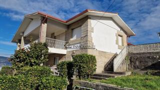 Casa a Parroquias Rurales. Se vende 2 casas con terreno de 1350m2 en pontevedra. la casa pr