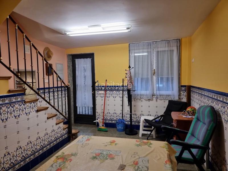 Foto 1e518a66-4692-4159-bf34-00a5605e62c0. Casa adossada a Forcarei