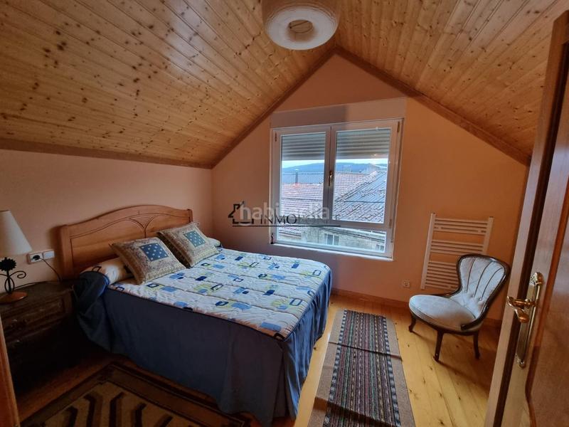 Foto a9965323-03fc-4f81-a8c6-7cc02fc08423. Casa adossada a Forcarei