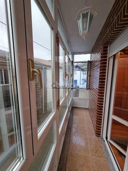 Foto ef51a94f-8cb0-4554-ac4f-9ca17224eb00. Casa adossada a Forcarei