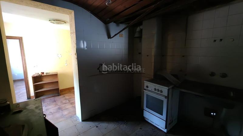 Foto dec9db98-5fda-4365-ac30-a9c0301b0f21. Casa in Zona Fernández Labreda Pontevedra