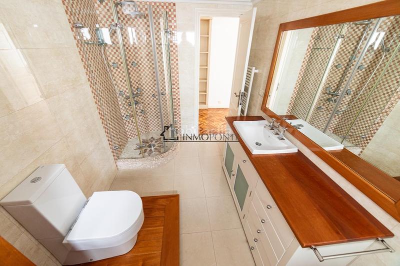 Foto 3bcd54c3-2547-4080-85b7-f54c6bc3ddbb. Duplex in Centro - Echegaray Pontevedra