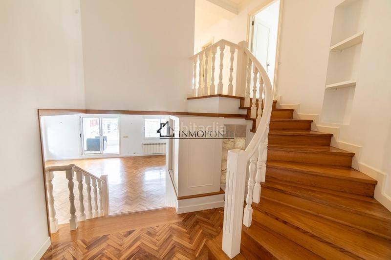 Foto 45339270-23fe-4861-851d-c8a702058618. Duplex in Centro - Echegaray Pontevedra