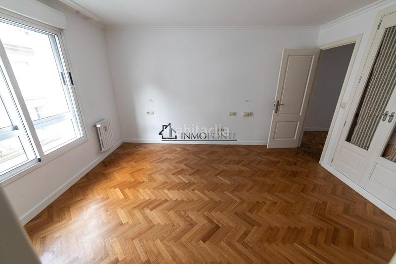 Foto 7825743a-75f5-4f5f-b9bb-4c0b85ab2187. Duplex in Centro - Echegaray Pontevedra