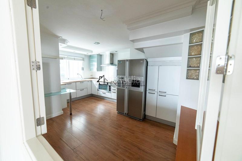 Foto 7cb24513-5129-487e-8b1d-5357ec0b6e1c. Duplex in Centro - Echegaray Pontevedra