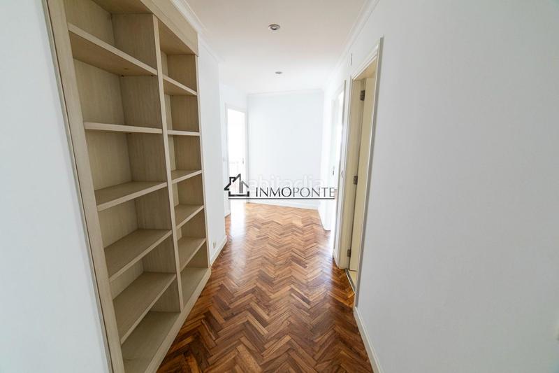 Foto d1817051-7b66-43b9-aec5-778b4fe7bf9f. Duplex in Centro - Echegaray Pontevedra