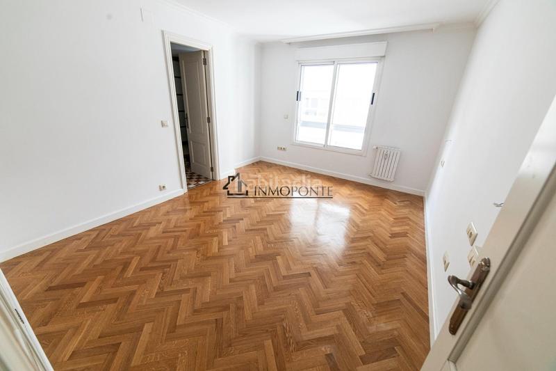 Foto dc485700-cedc-4c34-a215-a09fab6c5085. Duplex in Centro - Echegaray Pontevedra