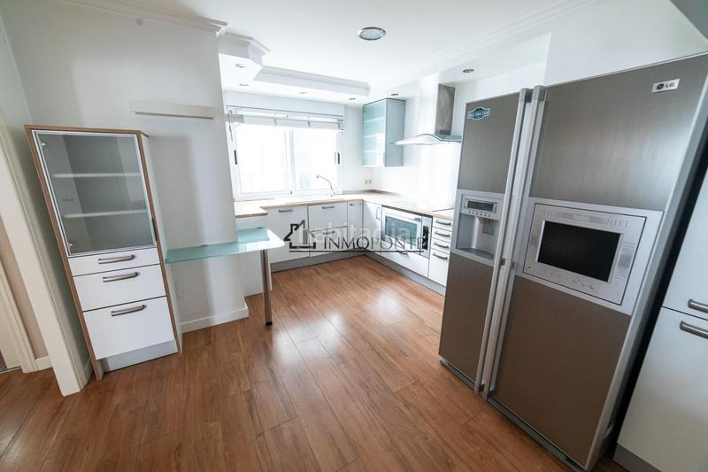 Foto e6687221-8180-43ec-8e36-102f27d7cdf8. Duplex in Centro - Echegaray Pontevedra