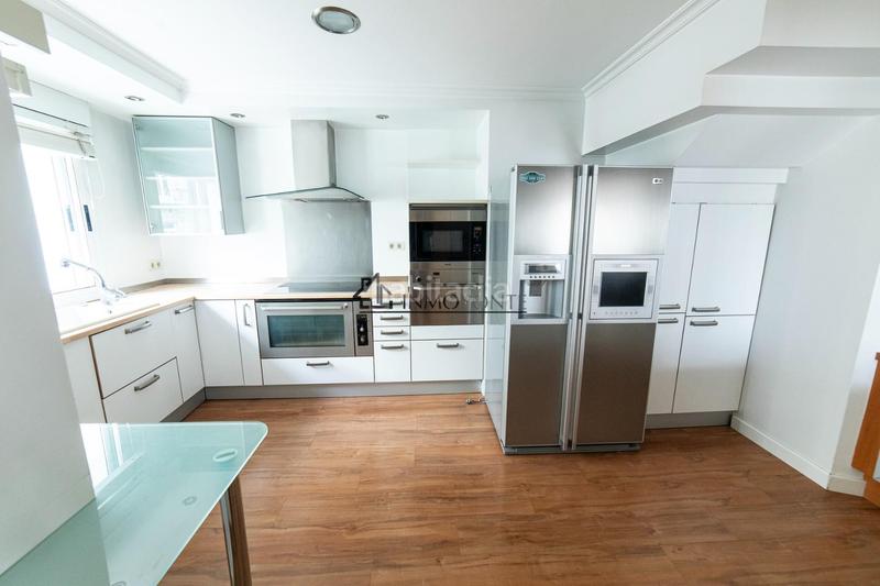 Foto fb08f85e-e430-4753-9c4f-02e8a334e583. Duplex in Centro - Echegaray Pontevedra