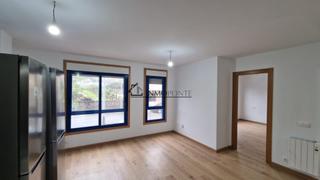Piso en Soutomaior. Se vende apto de 1 hab. con garaje y trastero en arcade. el apto