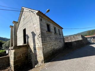 Casa a Vilaboa. Se vende casa para terminar en vilaboa, pontevedra. la propiedad