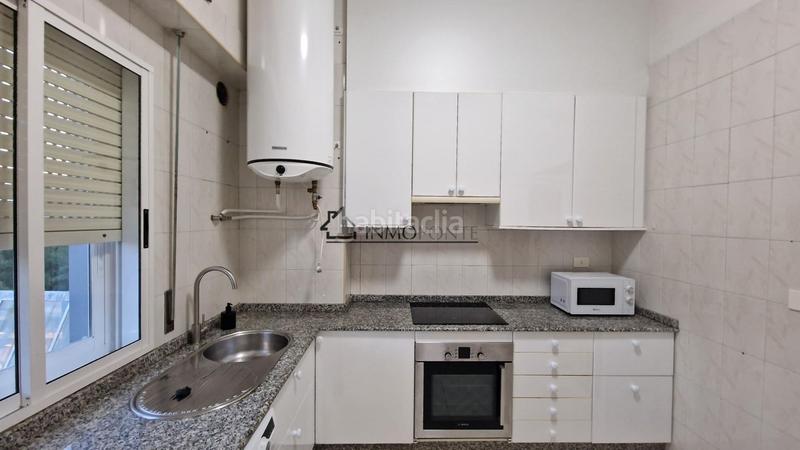 Foto 278417e1-9b9d-4c92-8d81-12f37ba225dd. Miete etagenwohnung in Zona Fernández Labreda Pontevedra