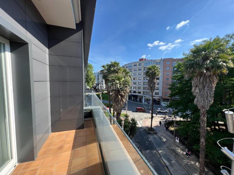 Foto b324e1b8-5f80-424c-a61c-cf1eb3fb7b57. Miete etagenwohnung in Zona Fernández Labreda Pontevedra
