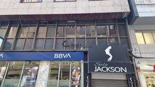 Office space in Zona de Plaza de Barcelos. Se vende oficina en el centro de pontevedra, ubicado en la calle