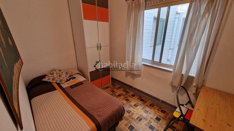 Foto 4262e8b1-dd71-4b6e-8a18-399e1401ddbc. Miete etagenwohnung in Centro - Echegaray Pontevedra