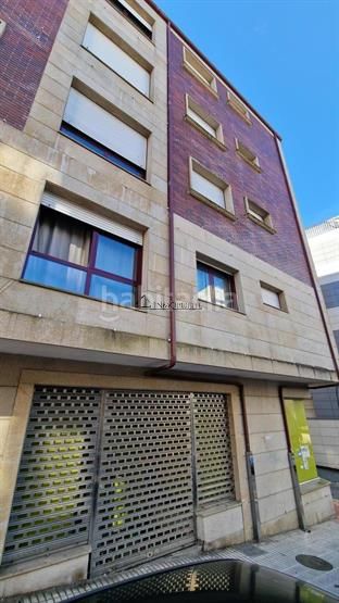 Foto d0b50c58-1cf3-4cac-9a33-5a6b688d6e41. Local comercial a Marín