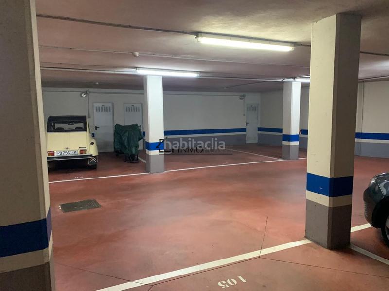 Foto 4a6c4fbf-0cc6-45a5-a10e-e9d28ee3954e. Aparcament cotxe a Poio