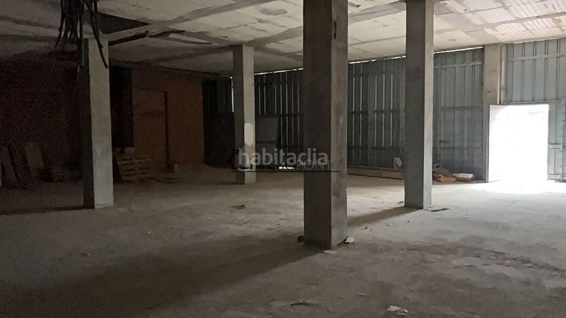Foto 223dbcc9-f46d-4b14-bf66-cfdac1b11d8c. Alquiler local comercial quieres alquilar un local comercial en avda de montero ríos en estribela, ? excelente oportunidad de adquirir en propie en Pontevedra