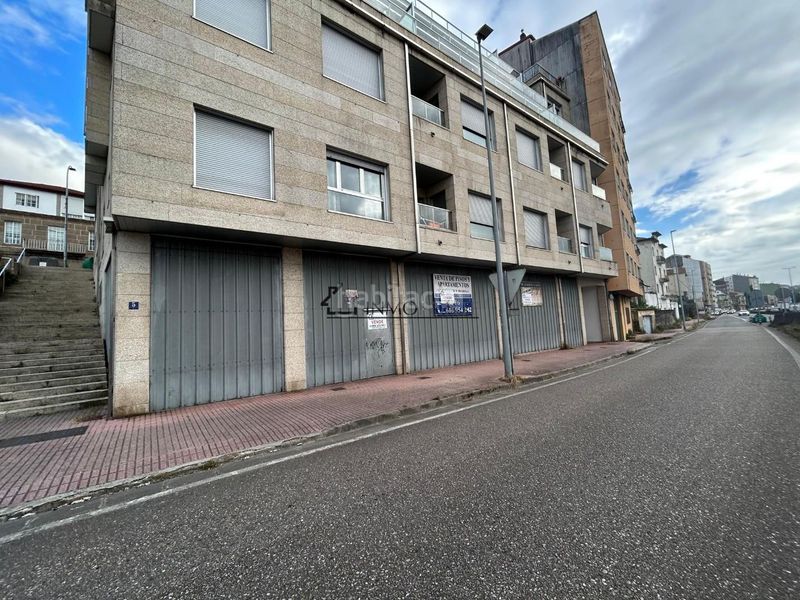 Foto 4e73e1e4-48b0-42b1-baeb-67b2a0b798d5. Alquiler local comercial quieres alquilar un local comercial en avda de montero ríos en estribela, ? excelente oportunidad de adquirir en propie en Pontevedra