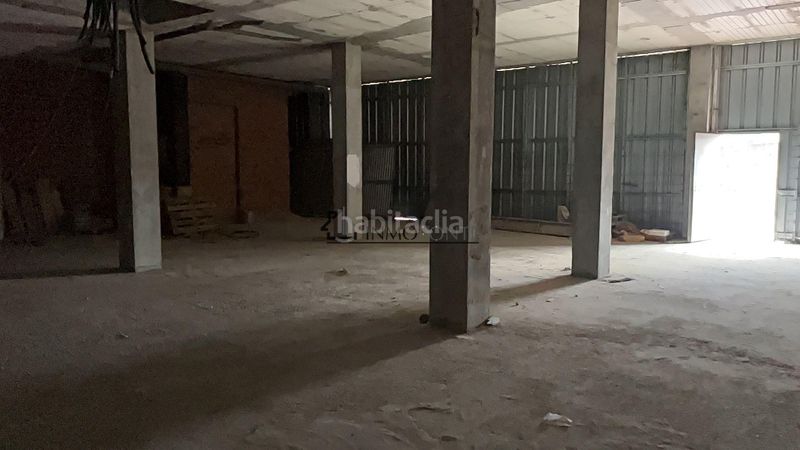 Foto f359e6a2-e75f-4899-b791-e0cc9ec255d3. Alquiler local comercial quieres alquilar un local comercial en avda de montero ríos en estribela, ? excelente oportunidad de adquirir en propie en Pontevedra