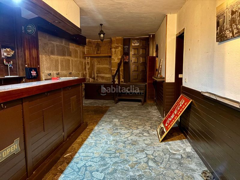 Foto cbd81a18-3080-4045-a399-3d0114bfc8fe. Alquiler local comercial alquiler de local en zona estratégica próximo a plaza del teucro y camino de santiago se alquila local comercial en una ubicación en Pontevedra
