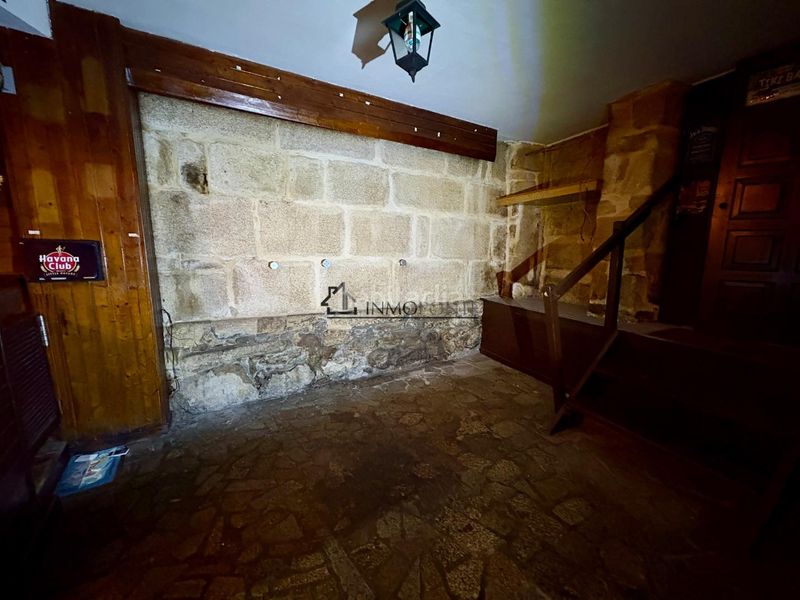 Foto dfea4bb9-9d48-4c5e-a1e3-49ea8eb8a5e4. Alquiler local comercial alquiler de local en zona estratégica próximo a plaza del teucro y camino de santiago se alquila local comercial en una ubicación en Pontevedra