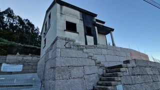 Casa en Parroquias Rurales. Venta de estructura de un chalet en bora, pontevedra ponemos a l