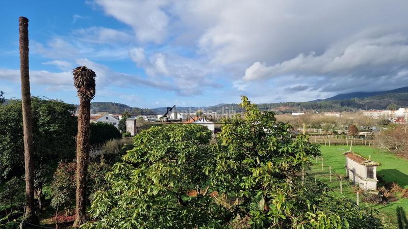 Foto 0dd877f1-0cf1-41c4-bdfd-6d35d4e9560e. Piso se vende piso amplio y luminoso buscas espacio, comodidad y una ubicación inmejorable? este piso lo tiene todo en Caldas de Reis