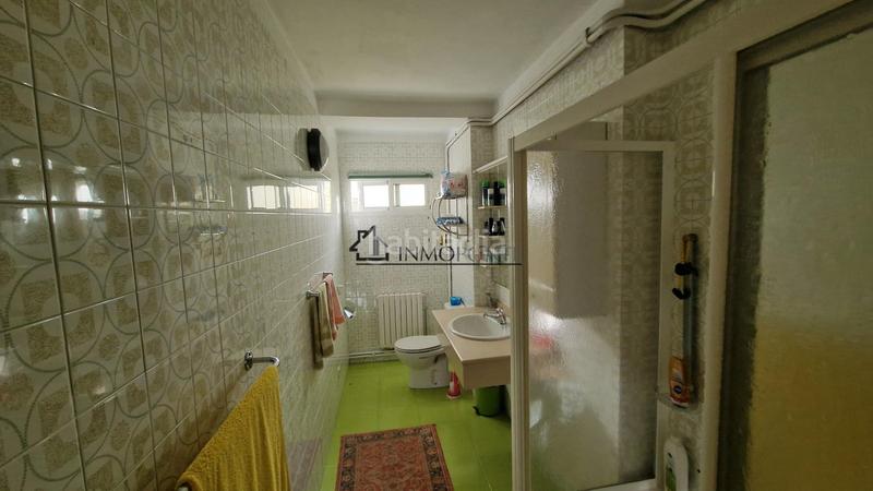 Foto 8e005a71-e706-4917-9586-4e2b8808308f. Piso se vende piso amplio y luminoso buscas espacio, comodidad y una ubicación inmejorable? este piso lo tiene todo en Caldas de Reis